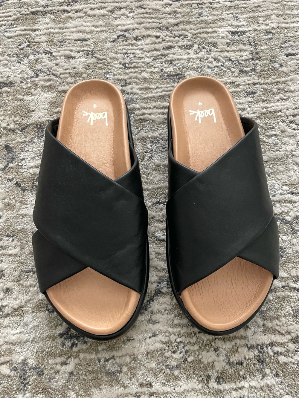 Beek Hen Leather Slide Sandals Size 9 New w/ Tags Black Tan